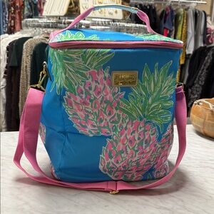 Lilly Pulitzer Blue Pink Green Floral Insulated Wine and Picnic Carrier
